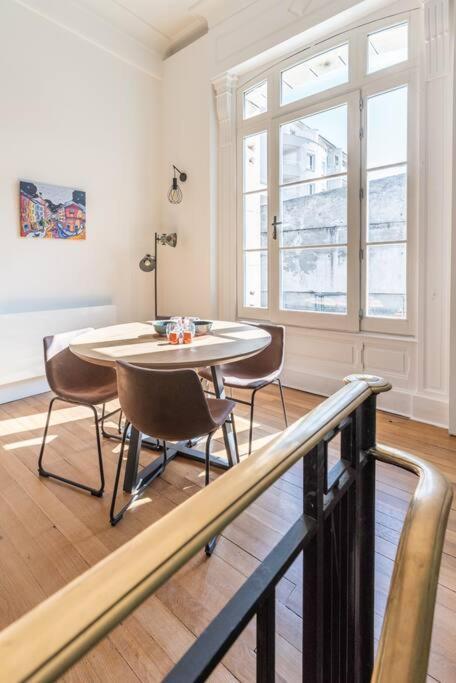 Loft Ancienne Banque De France Appartamento Le Puy-en-Velay Esterno foto